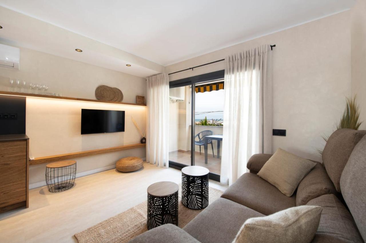 Marplana Apartment Кастелдефелс Екстериор снимка