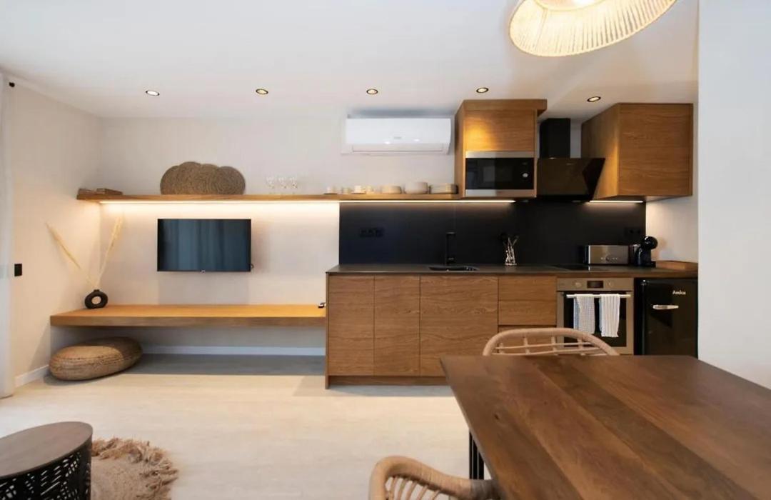 Marplana Apartment Кастелдефелс Екстериор снимка