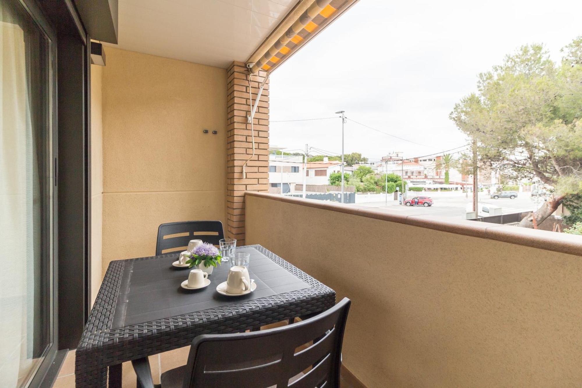 Marplana Apartment Кастелдефелс Екстериор снимка