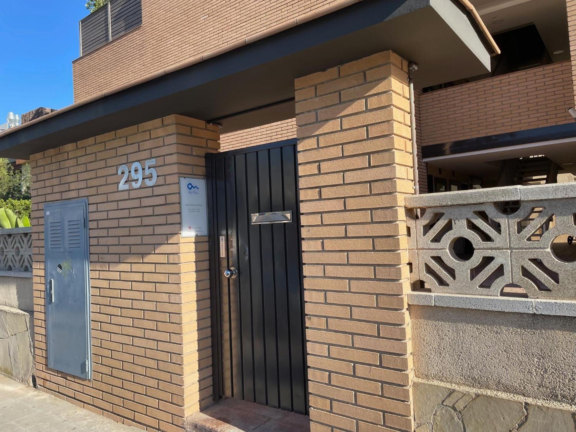 Marplana Apartment Кастелдефелс Екстериор снимка